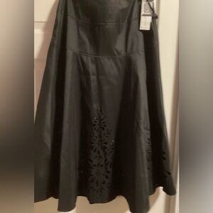 BEAUTIFUL BLK SKIRT WITH GEMSTONE TRIMMING